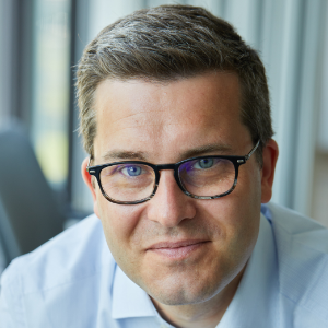 Dr. Christian Knebel